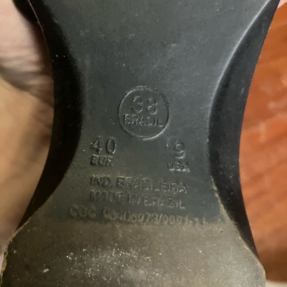 Sandals - Picture 8 of 9